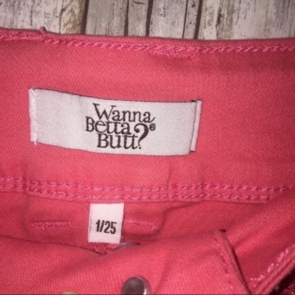 NWT YMI Midi Shell Pink Shorts - Picture 5 of 5